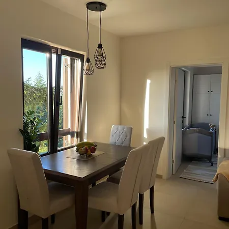 Star Hill Apartment