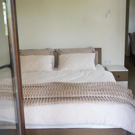 Star Hill Apartment Nova Varos
