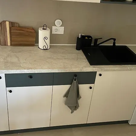 Star Hill Apartment